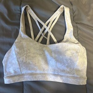 Lululemon sports bra with removable pads